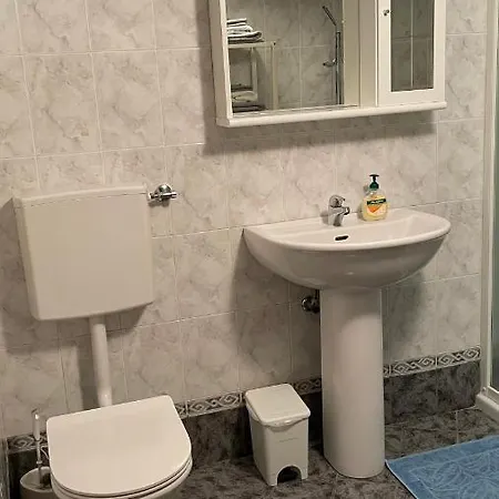 아파트 Apartma Zotler 코바리드